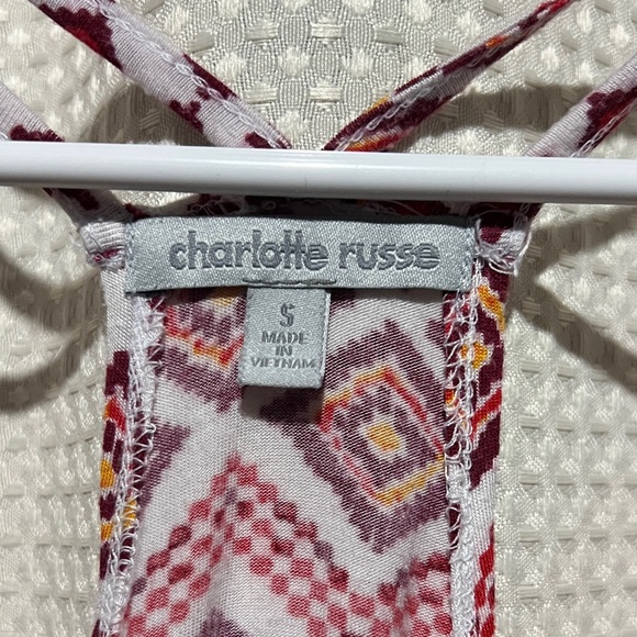 Charlotte Russe Patterned Razorback Crop Top - Picture 2 of 3